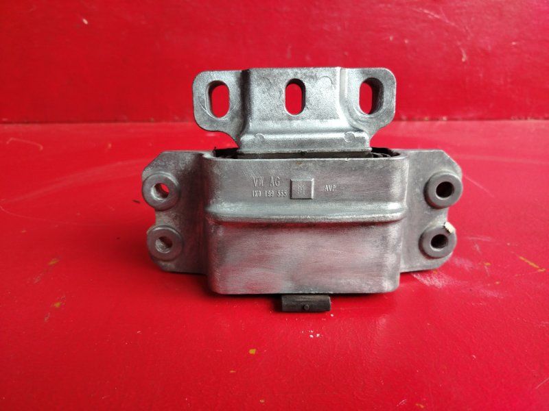 подушка крепления двигателя Volkswagen Passat B6 2006, 1K0199555M - фото №1