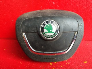 подушка безопасности водителя Skoda Superb 2 поколение 2010, 3T0880201
