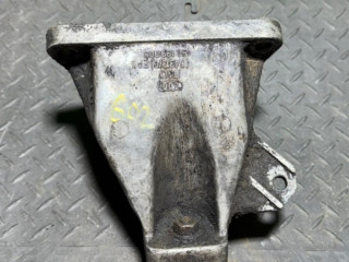 кронштейн двигателя Audi A4 B6 2004, 2.5 л., 4B0199308