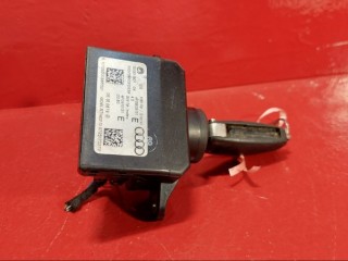 замок зажигания Audi A6 4A/C4 (1994 - 1997), 4F0910131E