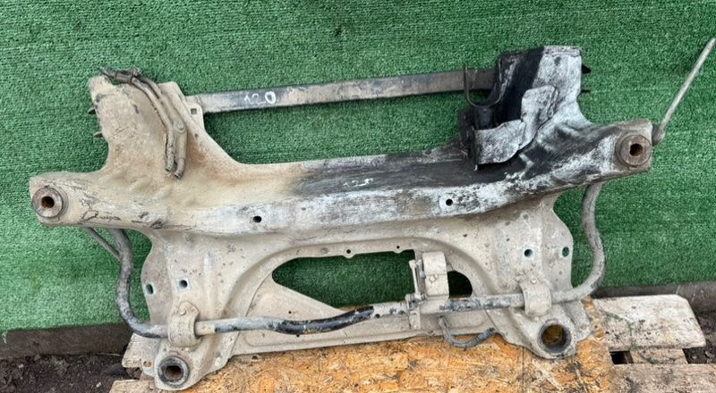 балка подвески передняя (подрамник) Citroen C5 1 поколение 2003, 9632427380 - фото №1
