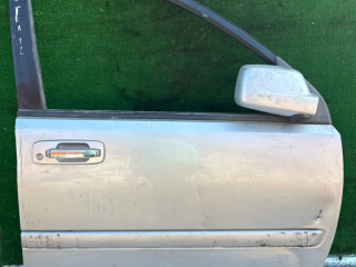дверь передняя правая Nissan X-Trail T30 2004