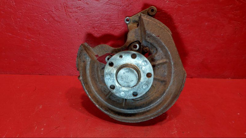 кулак задний правый Audi A3 8P 2005, 2.0 л., BKD, дизель, 1K0505436AC, 1K0436N - фото №1