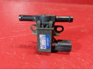 клапан впускной Honda Civic 7 поколение 2003, 1362002262