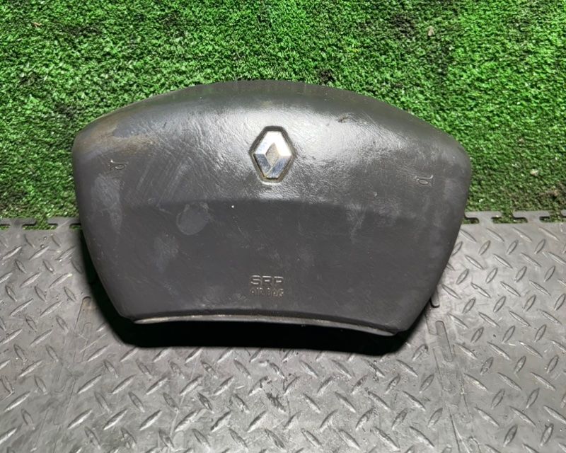 подушка безопасности водителя Renault Trafic 2 поколение 2004, 8200136331 - фото №1