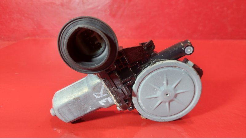 моторчик стеклоподъемника Lexus 2006, 3.0 л., 3GR-FSE, бензин, 8572058010 - фото №1