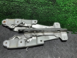 петля капота Mercedes-Benz E-Класс W211/S211 2003, 2118800128