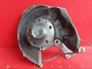 кулак задний правый Volkswagen Passat B6 2009, 3C0505434K