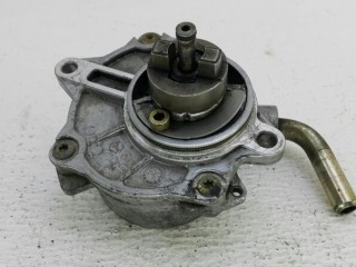 насос вакуумный Mercedes-Benz V-Класс W638 2002, 2.2 л., OM 611.980, дизель