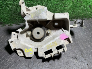 кронштейн (крепление) Nissan Kubistar 1 поколение 2006, 1.5 л., 430825