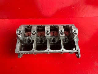 головка блока цилиндров Volkswagen Caddy 3 поколение 2006, 2.0 л., BDJ, дизель, 38103373