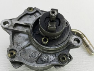 насос вакуумный Mercedes-Benz Vito W638 2001, OM611