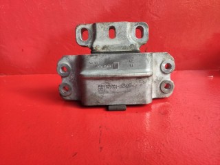 подушка крепления двигателя Volkswagen Caddy 3 поколение 2006, 2.0 л., BDJ, дизель, 3C0199555