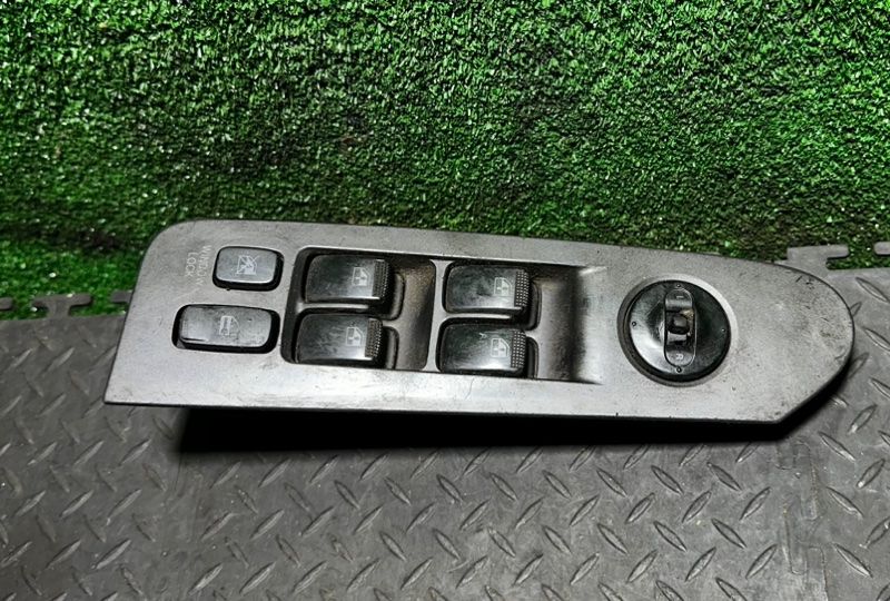блок управления стеклоподъемниками Hyundai Terracan 1 поколение 2004, 93501H1110 - фото №1