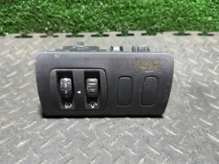 кнопка ручного тормоза (ручника) Renault Clio 3 поколение 2007, 1.5 л., 8200407756