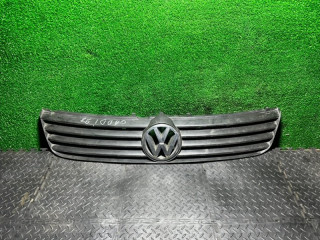 решетка радиатора Volkswagen Caddy 2 поколение 1998