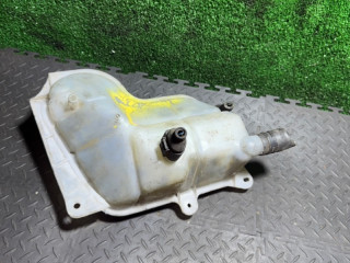 бачок расширительный Volkswagen Passat B5 1999, 8D0121403
