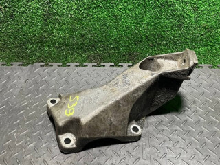 кронштейн двигателя Audi A4 B6 2006, 8E0199307A