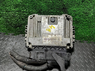 блок управления двигателем Kia Ceed 1 поколение 2009, 391032A775