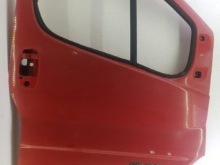 дверь Renault Trafic 2 поколение 2004