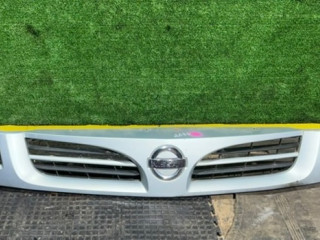решетка радиатора Nissan Kubistar 1 поколение 2005, 8200186288