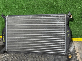 радиатор (основной) Audi A4 B6 2006, 2.0 л., 8E0121251