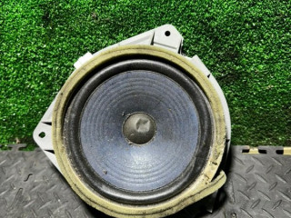 сабвуфер Lexus IS 1 поколение (XE10) 2003, 8615053020