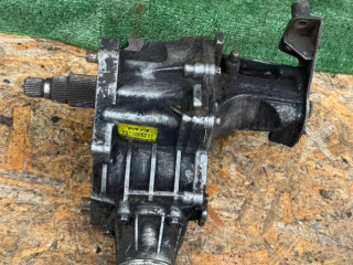 раздаточная коробка Hyundai Santa Fe 2 поколение (CM) 2008, Y011000211