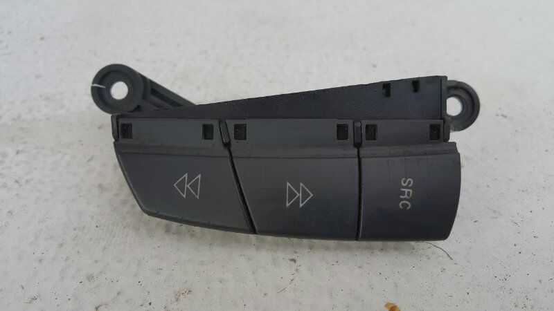 кнопки управления на руле Peugeot Boxer 2 поколение 250 2007, 4HV Puma, 61806391F - фото №1