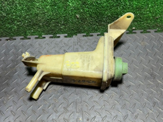 бачок гидроусилителя Volkswagen Passat B5 1999, 8D0422373C