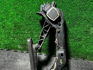 педаль Mercedes-Benz E-Класс W211/S211 2003, 2.2 л., A2033010001