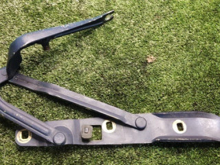петля крышки багажника BMW 2001, 8159398