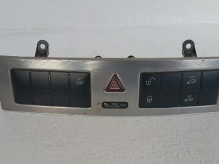 кнопка аварийной сигнализации Mercedes-Benz C-Класс W203/S203/CL203 [рестайлинг] W203 2006, OM646, 2038707910