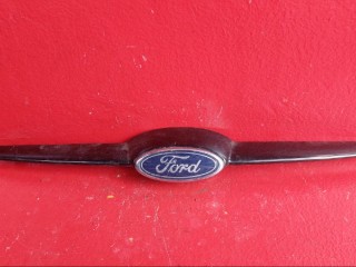 решетка радиатора Ford Galaxy 1 поколение [рестайлинг] 2002