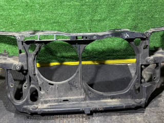 передняя панель крепления облицовки (телевизор) Volkswagen Passat B5 1998, 3B0805594