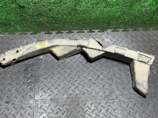 Крепление бампера переднего Volkswagen Passat B5 2000, 3B0807049B