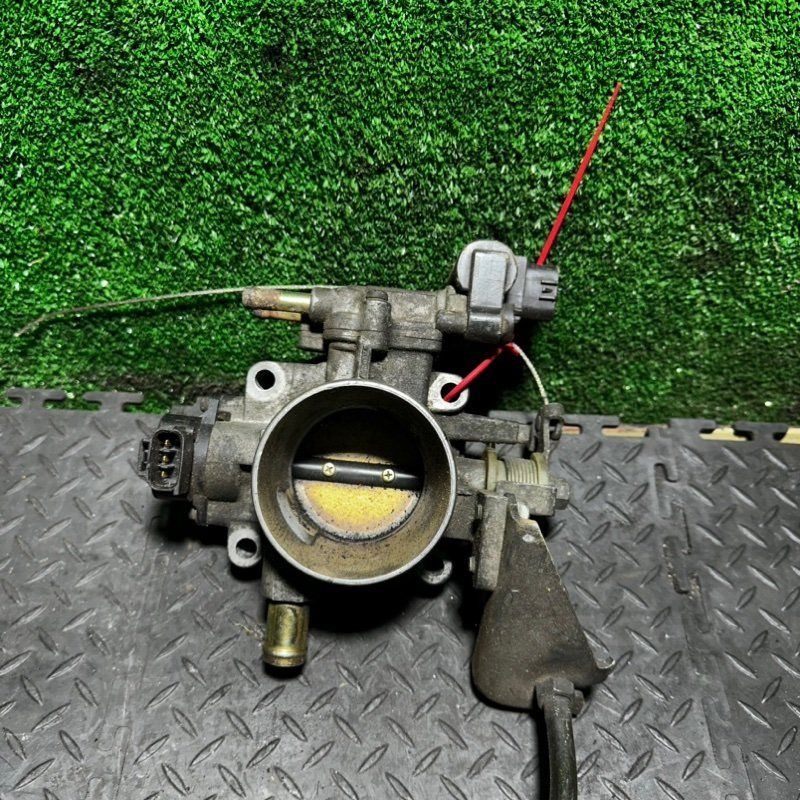 заслонка дроссельная Toyota RAV4 2 поколение (XA20) 2003, 1.8 л., 8945220130 - фото №1