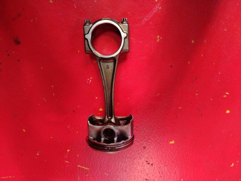поршень Mazda CX-5 1 поколение (2011 - 2015), 2.0 л., PE-VPS, бензин, PE0111210C - фото №1