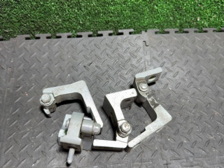 петля двери Volkswagen Touareg 1 поколение 2006, 7L0831402