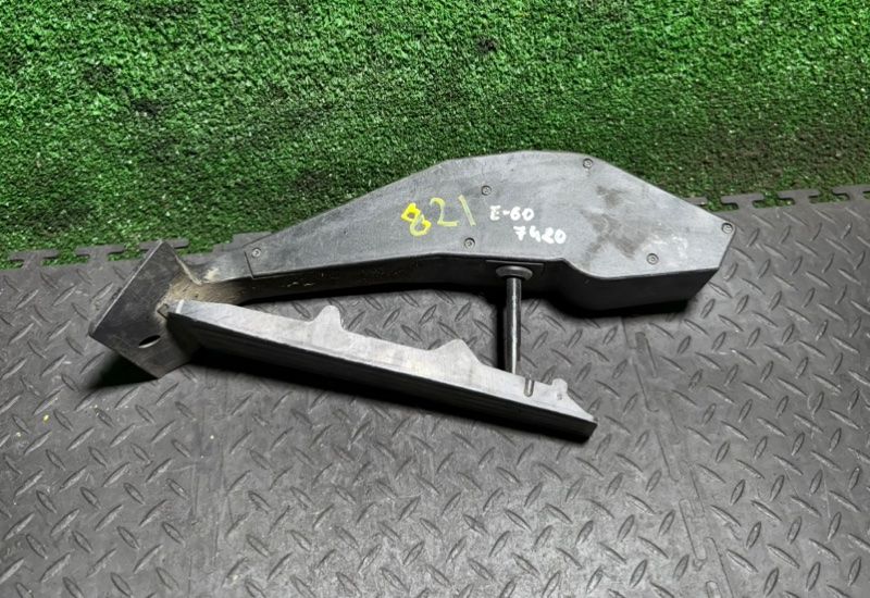педаль BMW 5 серия E60/E61 2005, 2.0 л., 35406766930 - фото №1