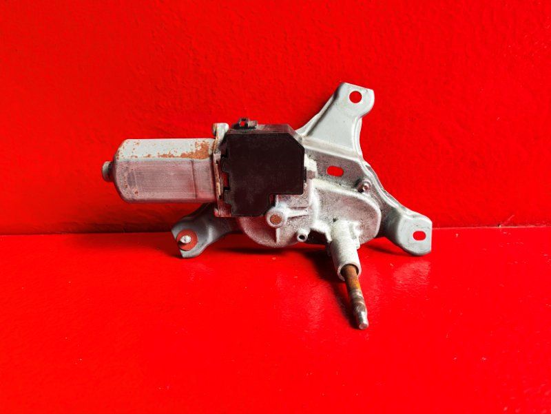 моторчик передних стеклоочистителей (дворников) Toyota Yaris XP9 2007, 8513052130, 2596000680 - фото №1