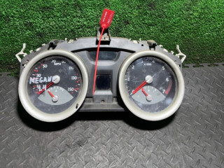 щиток приборов (приборная панель) Renault Megane 2 поколение 2003, 8200364029