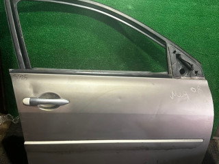 дверь передняя правая Renault Megane 2 поколение [рестайлинг] 2008, 1.5 л.