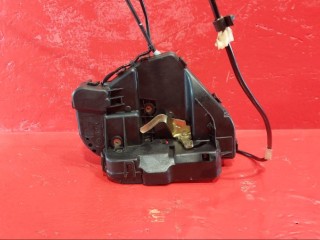 замок двери Mercedes-Benz E-Класс W210/S210 [рестайлинг] W211 2002, 271.956, 4141112631