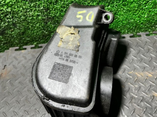 корпус воздушного фильтра Mercedes-Benz E-Класс W211/S211 2004, A2710900804