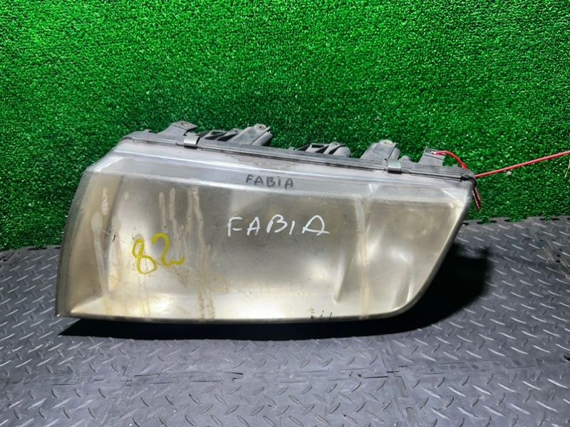 фара левая Skoda Fabia 1 поколение (6Y) 2003 - фото №1