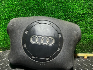 подушка безопасности водителя Audi A3 8L [рестайлинг] 2001, 8L0880201H