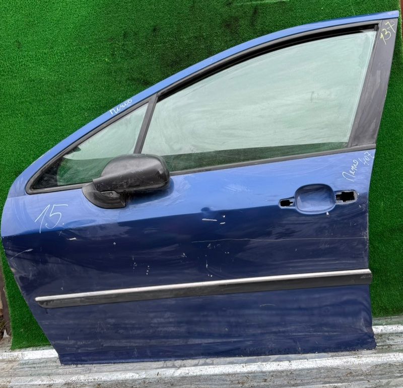 дверь передняя левая Peugeot 407 1 поколение 2005, 1.6 л. - фото №1