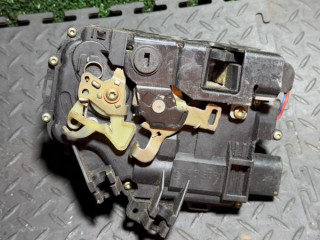 замок багажника Audi A6 4B/C5 1999, 4B0839016G