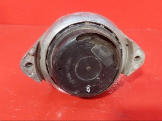 Опора (подушка) двигателя BMW 1 серия E81/E82/E87/E88 (2004 - 2007), 13981112